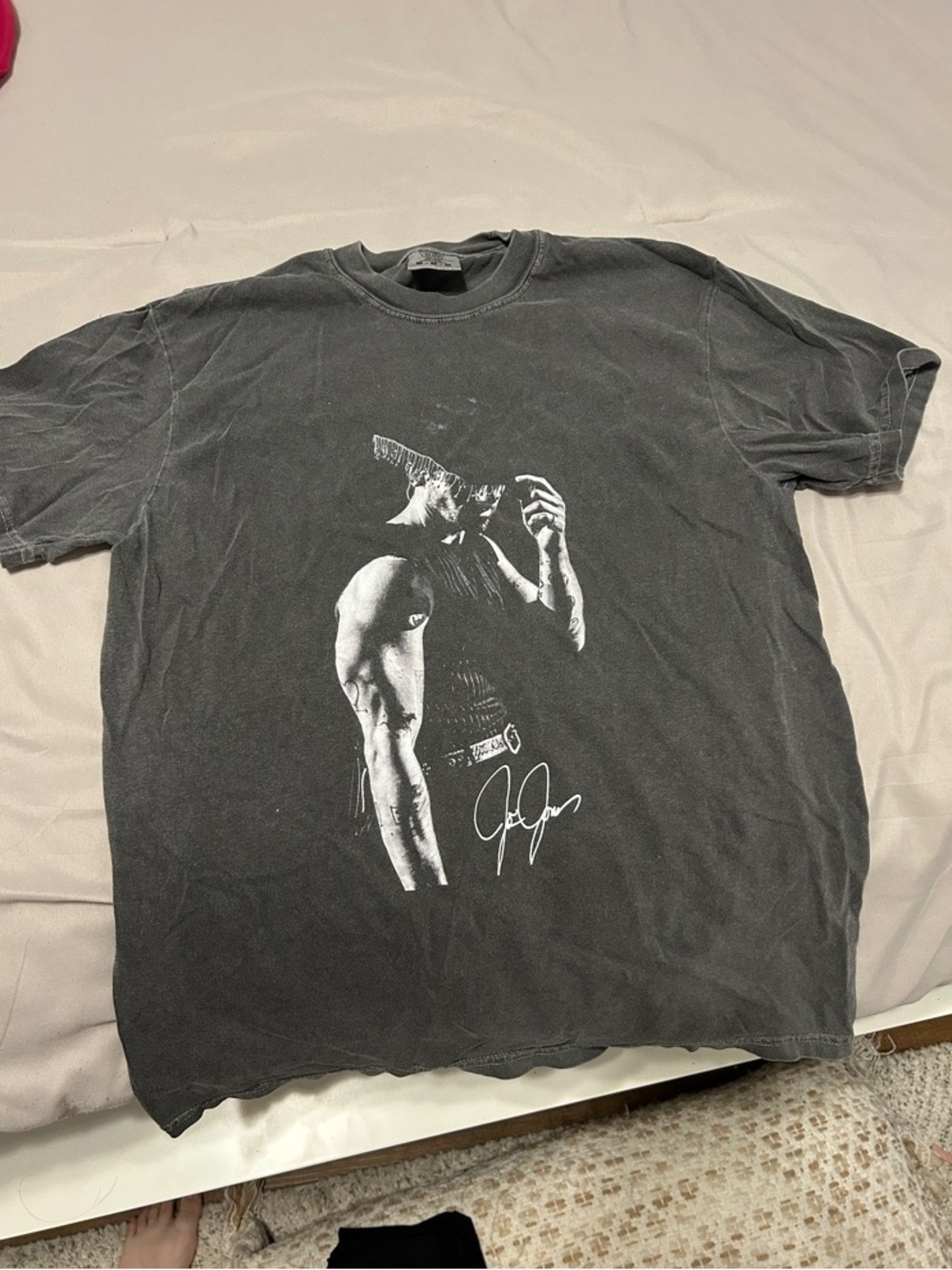 Joe Jonas t shirt